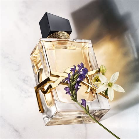 Libre Eau de Parfum Donna di Yves Saint Laurent ≡ SEPHORA.